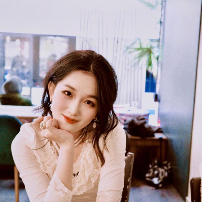 Baby-sitter in Bienne: Yedda