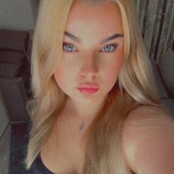 Babysitter Altena: Leni