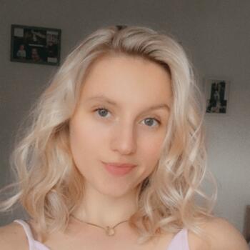 Babysitter in Roquebrune-sur-Argens: Anne laure