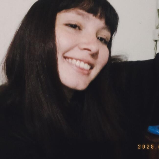 Babysitter in San Carlos: Sara