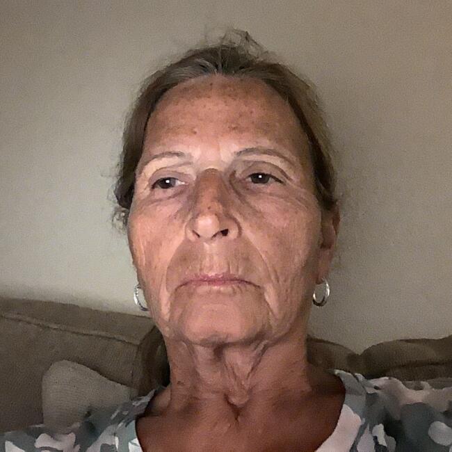 Babysitting job in Terrebonne: Terry