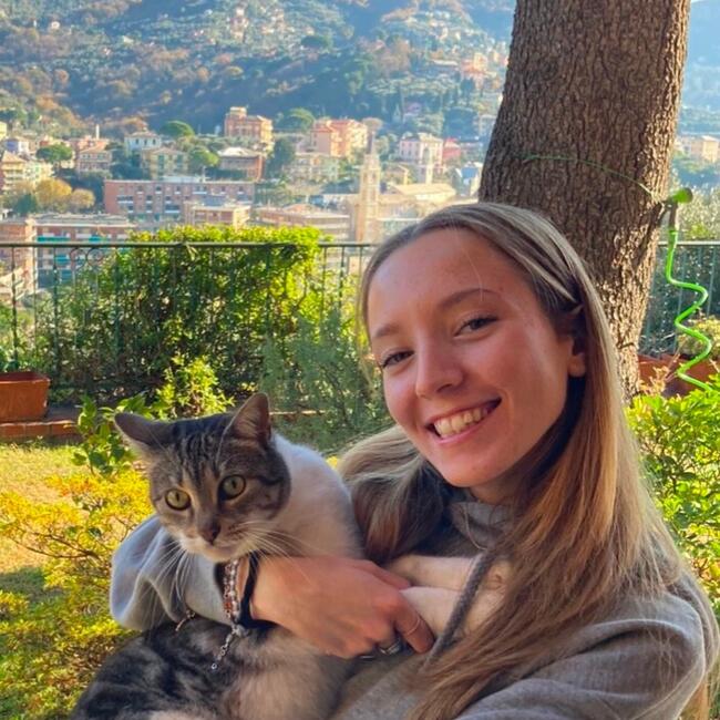 Babysitter a Recco: Sara