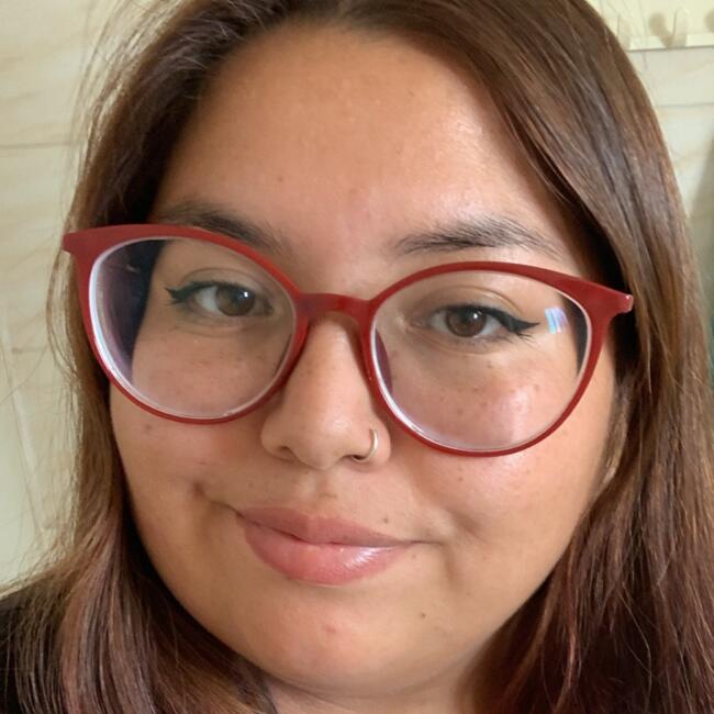 Babysitter in San Bernardo: Scarlette Vera