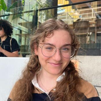 Babysitter Auckland: Yulia