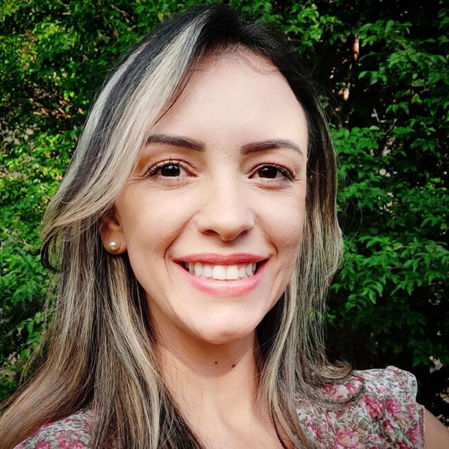 Babysitter in Brasília: Keyty