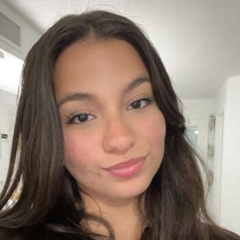 Babysitter in Hialeah: Fabiana
