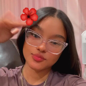 Babysitter in Elizabeth: Ashles