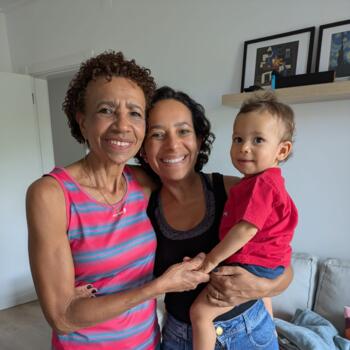 Trabalho de babysitting em Almada: Trabalho de babysitting Luciana