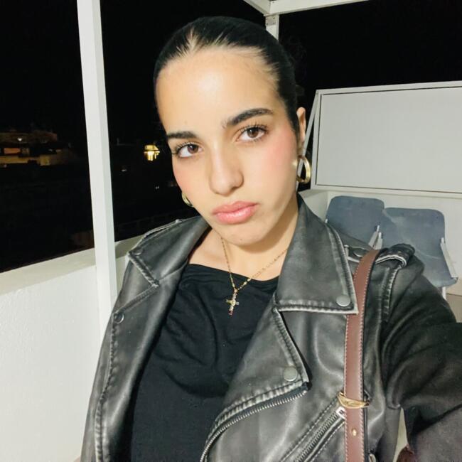 Babysitter em Quinta Do Conde: Mariana