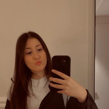 Babysitter Yvoir: Samira