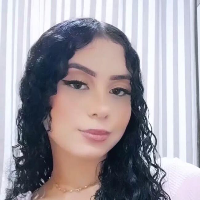 Babysitter in Apucarana: Evelyn