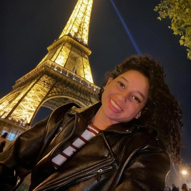 Babysitter in Brussels: Jussara