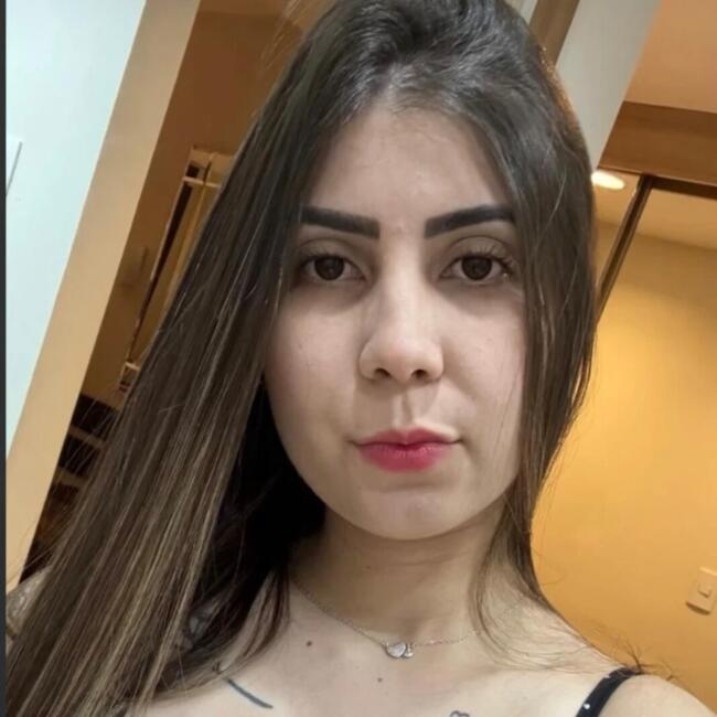 Babysitter in Toledo: JANAINA