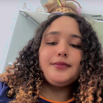 Babysitter Goiânia: Sabrina