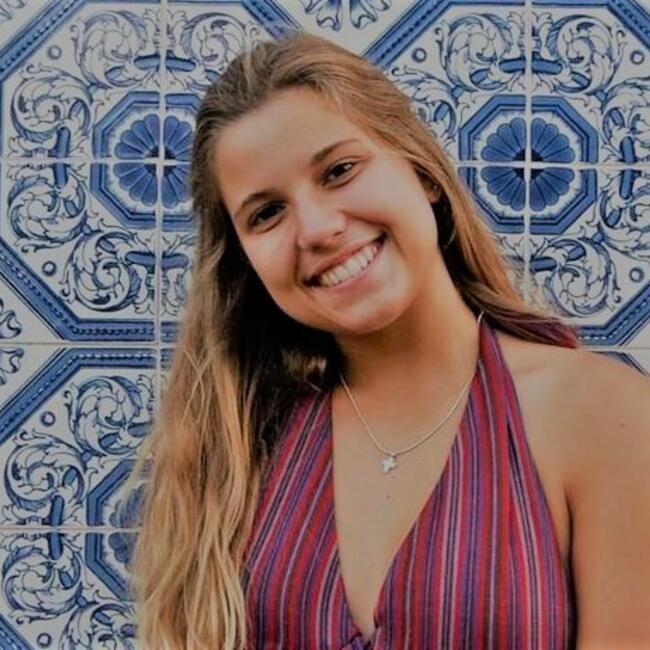 Babysitter in Oeiras: Beatriz