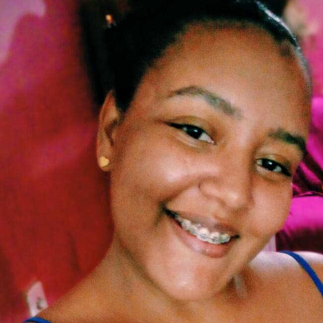 Babá em Aramari: Angelina