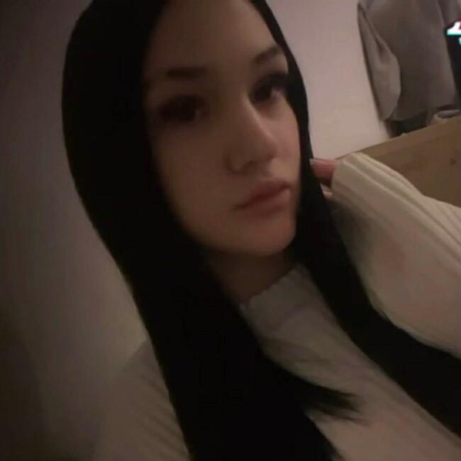 Babysitter in Wroclaw: Victoria