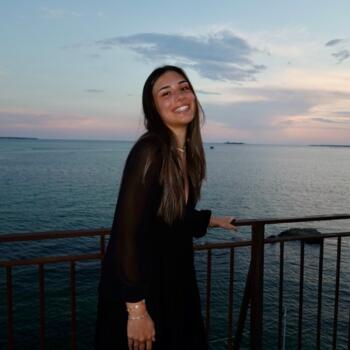 Babysitter in Paris: Ana