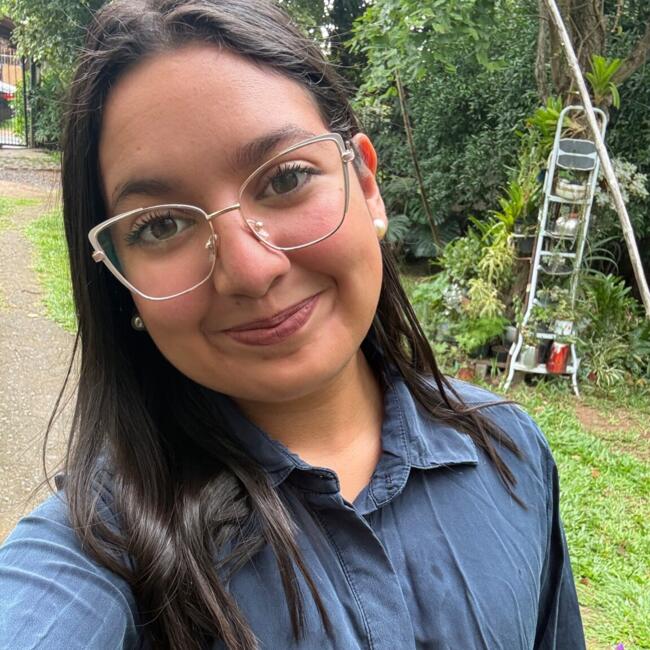 Babysitter in Porto Alegre: Emanuelly