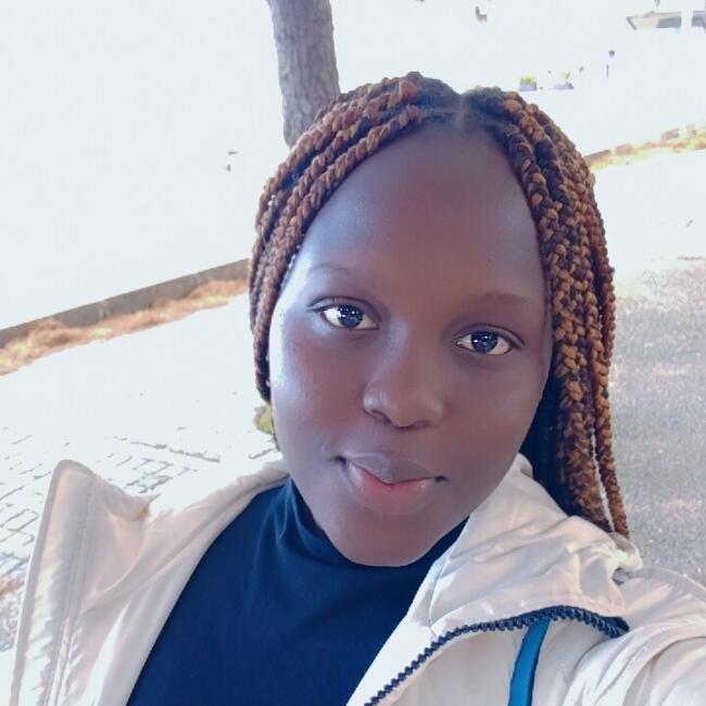 Babysitter in Sintra: Janira