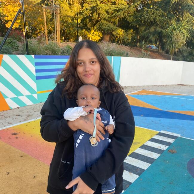 Babysitting job in Saint-Orens-de-Gameville: Nina