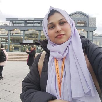 Babysitter London: Jannatul