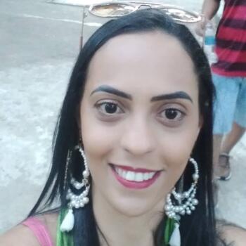 Babysitter in Duque de Caxias: Roberta