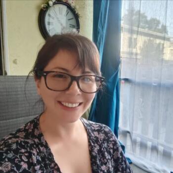 Babysitter em Melbourne: Daniela