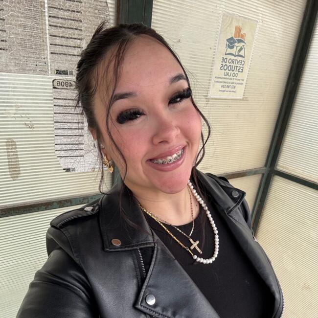 Babysitter em Lagos: Marise Cruz