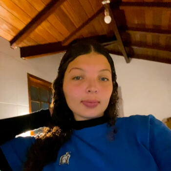 Babysitter in Armação dos Búzios: Nicolle