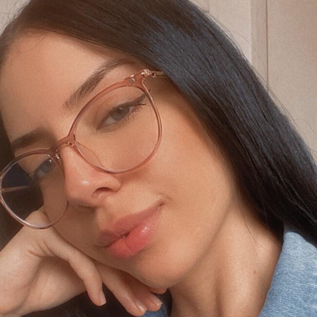 Babysitter in Porto Alegre: Jennifer
