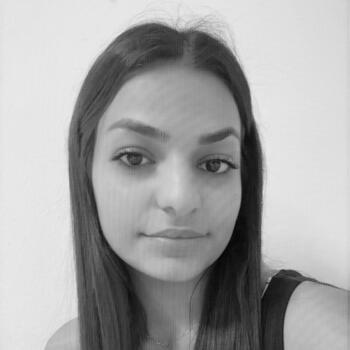 布雷西亚的保母: Giulia