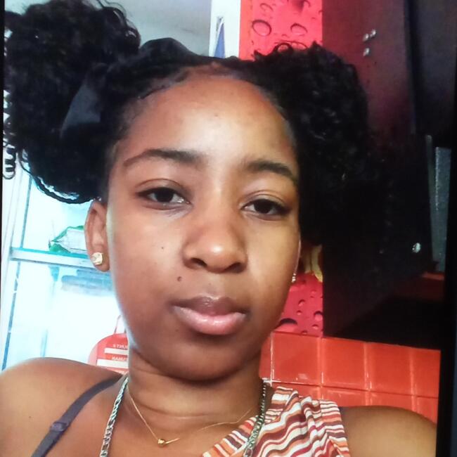 Niñera en Portmore: Shantoy