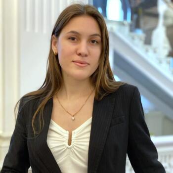 Babysitter in Iași: Mădălina
