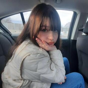 Babysitter in Ottawa: Violet
