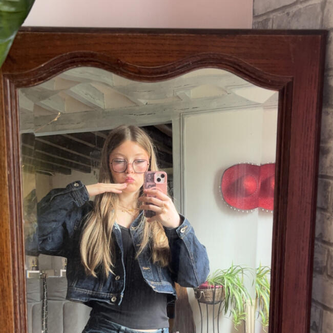 Babysitter in Gien: Charlotte