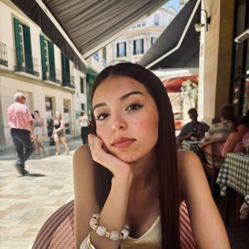 Babysitter em Figueira da Foz: Liana