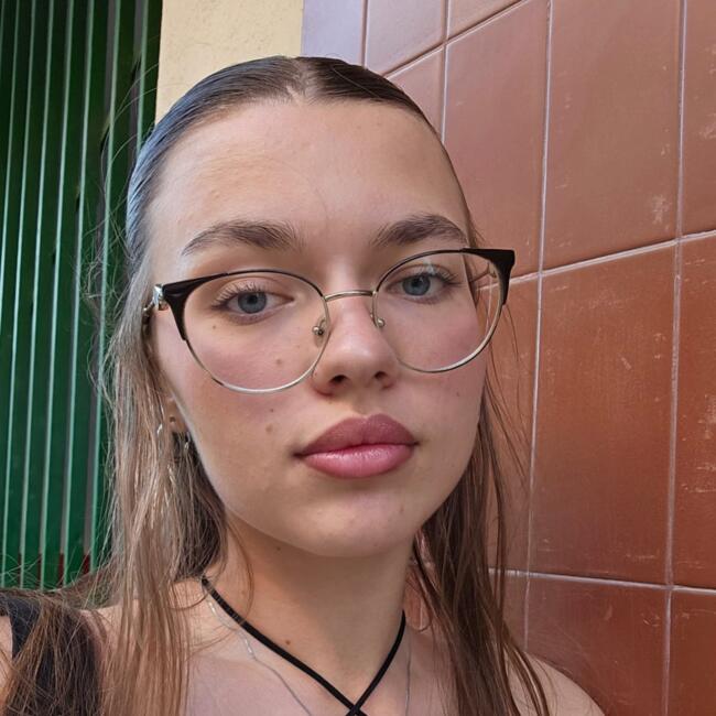 Canguro en Alcira: Gabriela