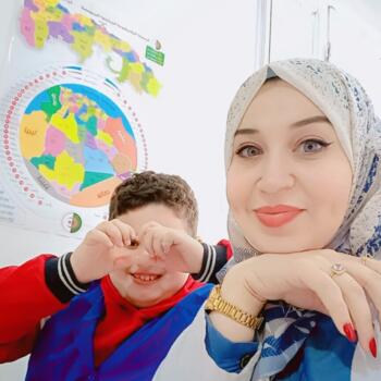 مربية أطفال مدينة الكويت: Fahima