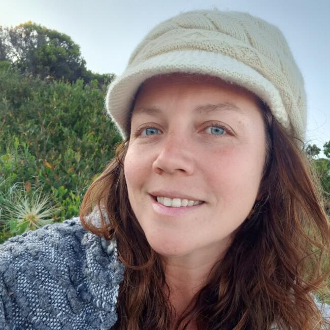 Babysitter in Innes Park: Katherine