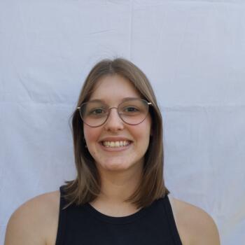 Babysitter in São João da Talha: Daniela