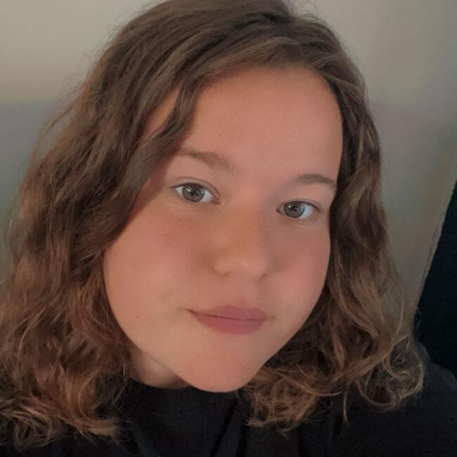 Babysitter in Le Coudray: Elise