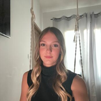 Babysitter in Mauguio: Léa