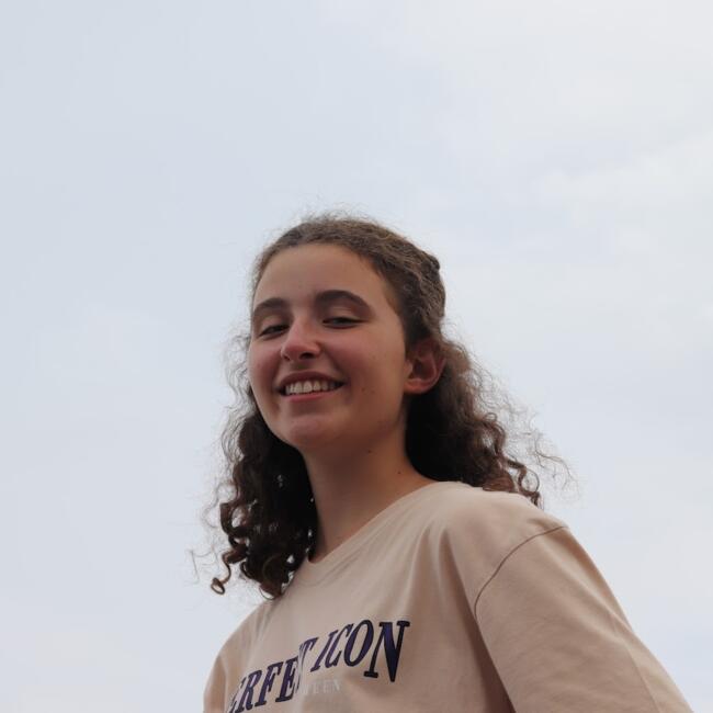 בייביסיטר ב- תל אביב-יפו: Anaëlle