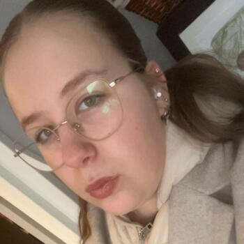 Oppas Grijpskerk: Eline