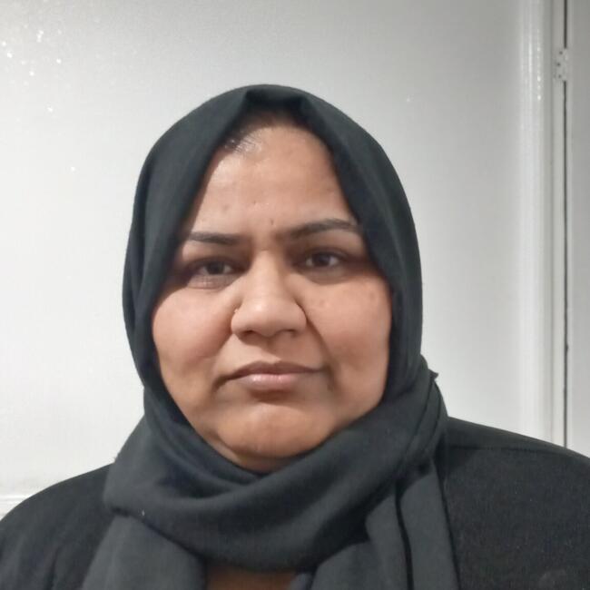 Babysitter in Oldham: Afsana