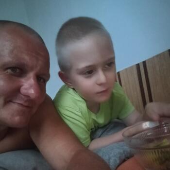 Babysitting job in Słupsk: babysitting job Lukasz