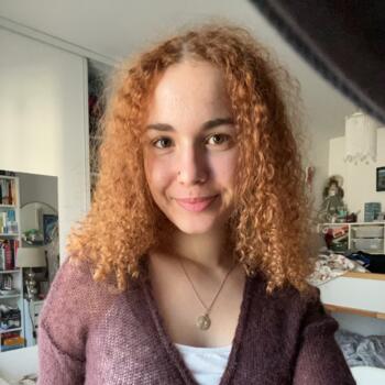 Babysitter in Morangis: Ines