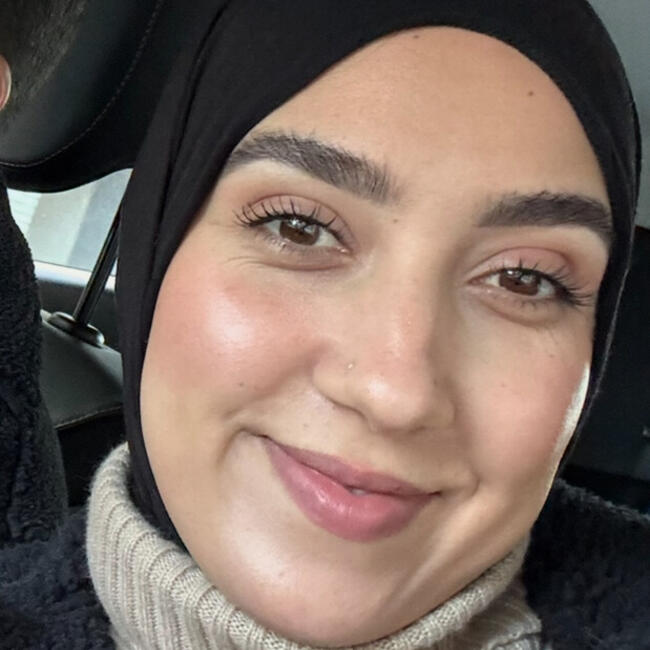 Babysitter in Ruisbroek: Asmaa