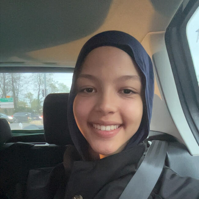 Babysitter in Argenteuil: Hiba